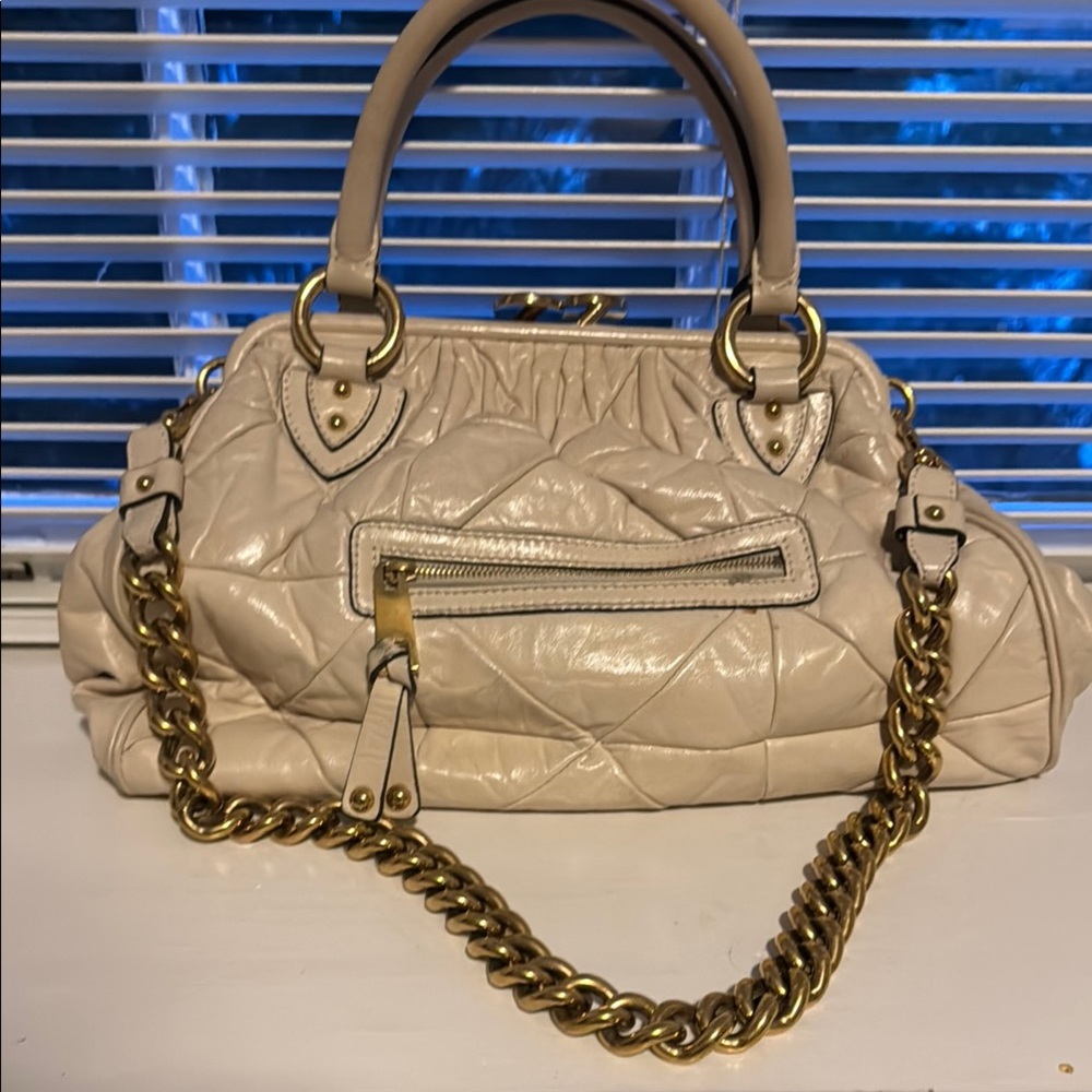 Marc Jacobs Cream and Gold Quilted Shoulder Bag